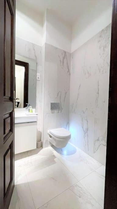 New, 195 Sqm, Full Center Of Budapesta
